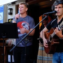 Le duo "Yves et Yves" au menu de l'Ile O'crêpes