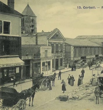 Visite guidée de la place du Comte Haymon