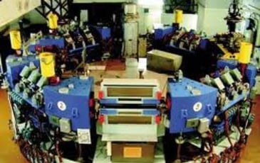 Visite d'un accélérateur de particules: l'anneau de collisions d'Orsay