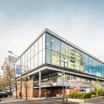 Visites guidées : à la découverte de la Bibliothèque universitaire d'Évry