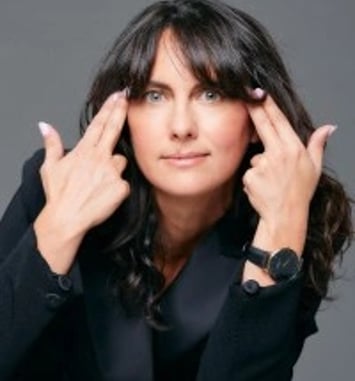 Olivia Moore : Oui, je sais