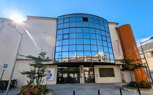 Salle Lino Ventura