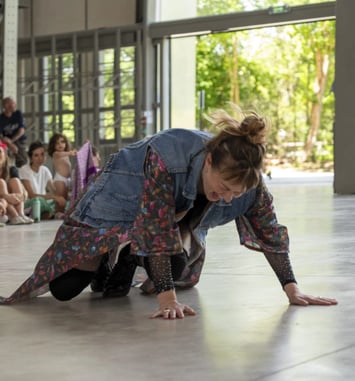 Léonce Show, Joséphine Tilloy